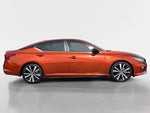 2021 Altima Thumbnail 5