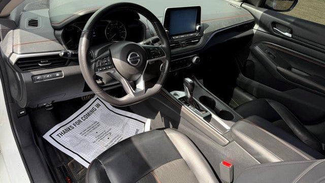 2022 Nissan Altima 2.5 SR