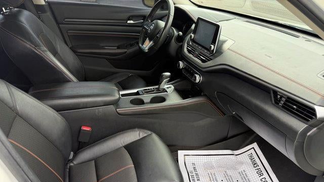 2022 Nissan Altima 2.5 SR