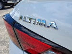 2022 Altima Thumbnail 28