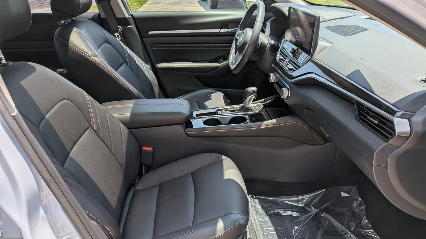 2023 Nissan Altima 2.5 SR