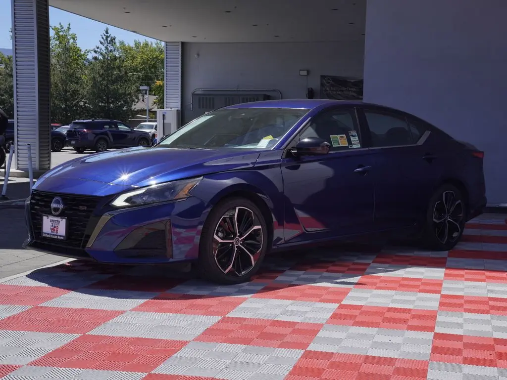 2023 Nissan Altima - $18,888
