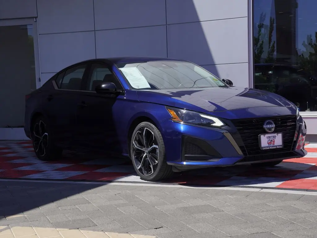 2023 Nissan Altima - $18,888