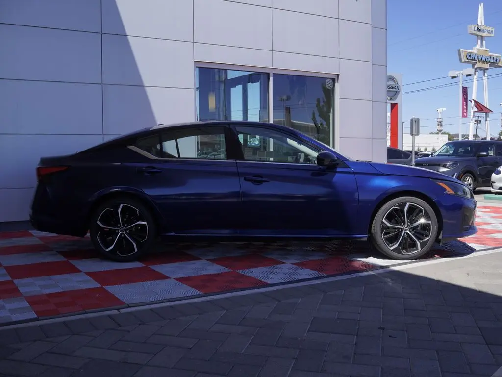 2023 Nissan Altima - $18,888