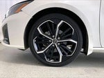 2023 Altima Thumbnail 6