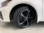 2023 Altima Thumbnail 20