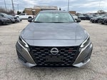 2024 Altima Thumbnail 2