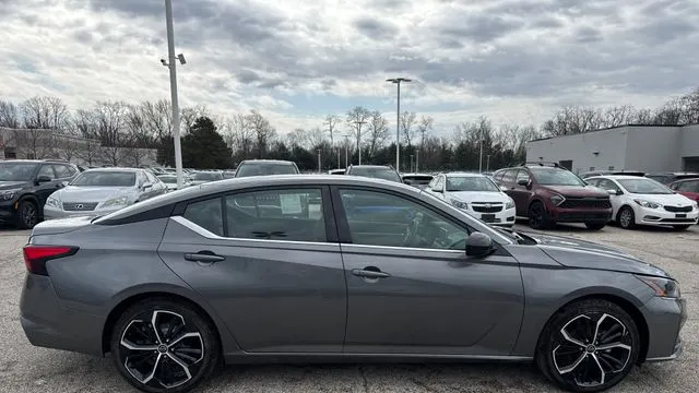 2024 Nissan Altima 2.5 SR