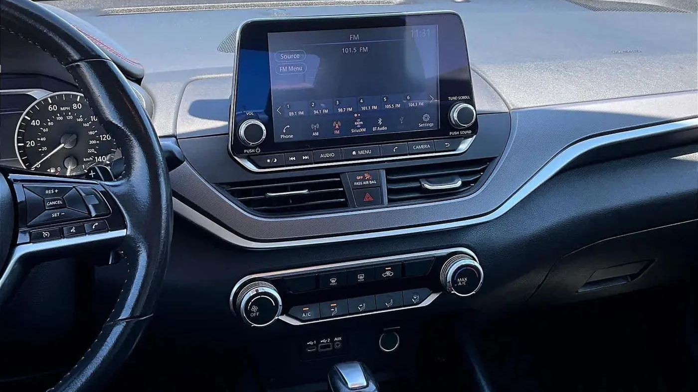 2024 Nissan Altima 2.5 SR