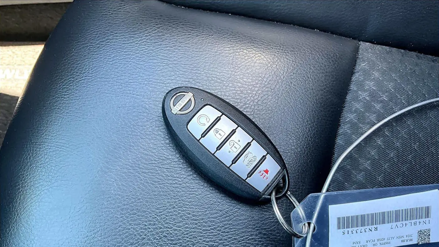 2024 Nissan Altima 2.5 SR