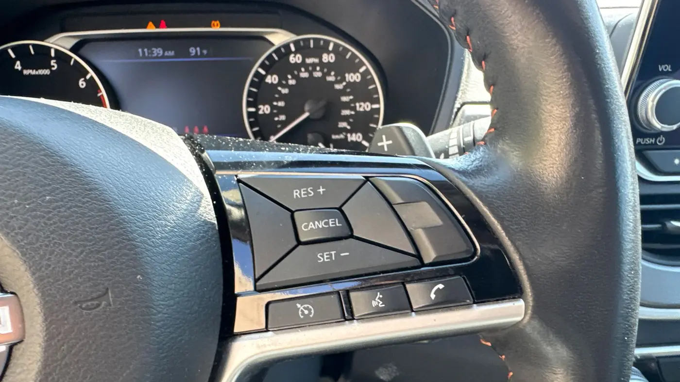 2025 Nissan Altima 2.5 SR