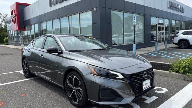 Preowned 2025 Nissan Altima 2.5 SR for Sale