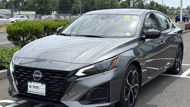 2025 Nissan Altima 2.5 SR