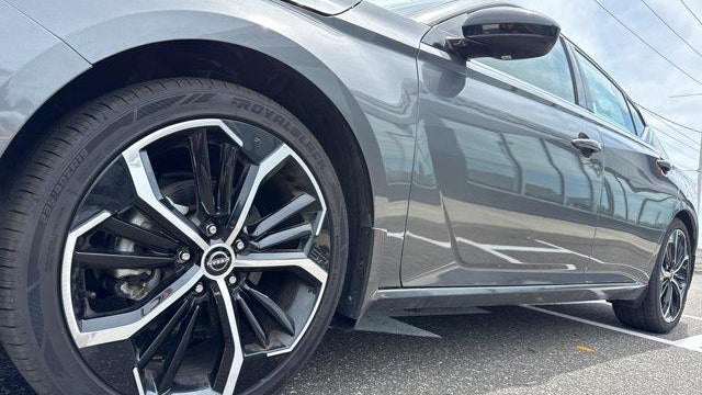 2025 Nissan Altima 2.5 SR