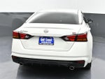 2025 Altima Thumbnail 23