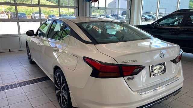 2020 Nissan Altima 2.5 SR