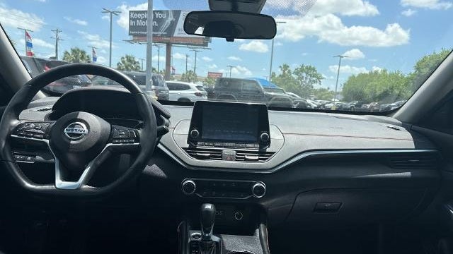 2021 Nissan Altima 2.5 SR