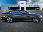 2021 Altima Thumbnail 7
