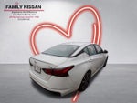 2022 Altima Thumbnail 4