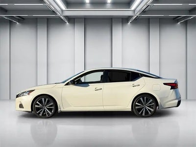 Photo of a 2022 Nissan Altima 2.5 SR 4DR Sedan for sale