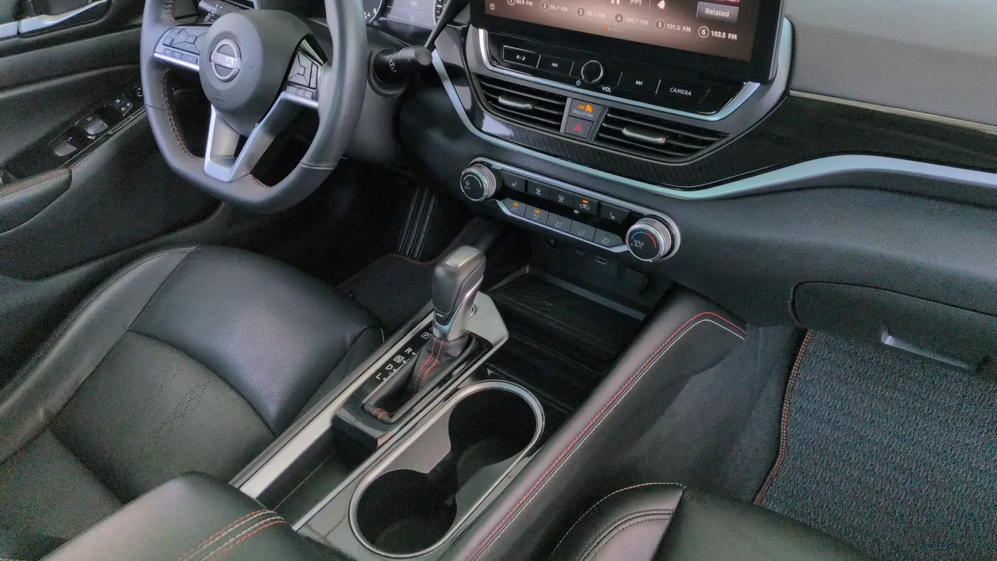 2024 Nissan Altima 2.5 SR