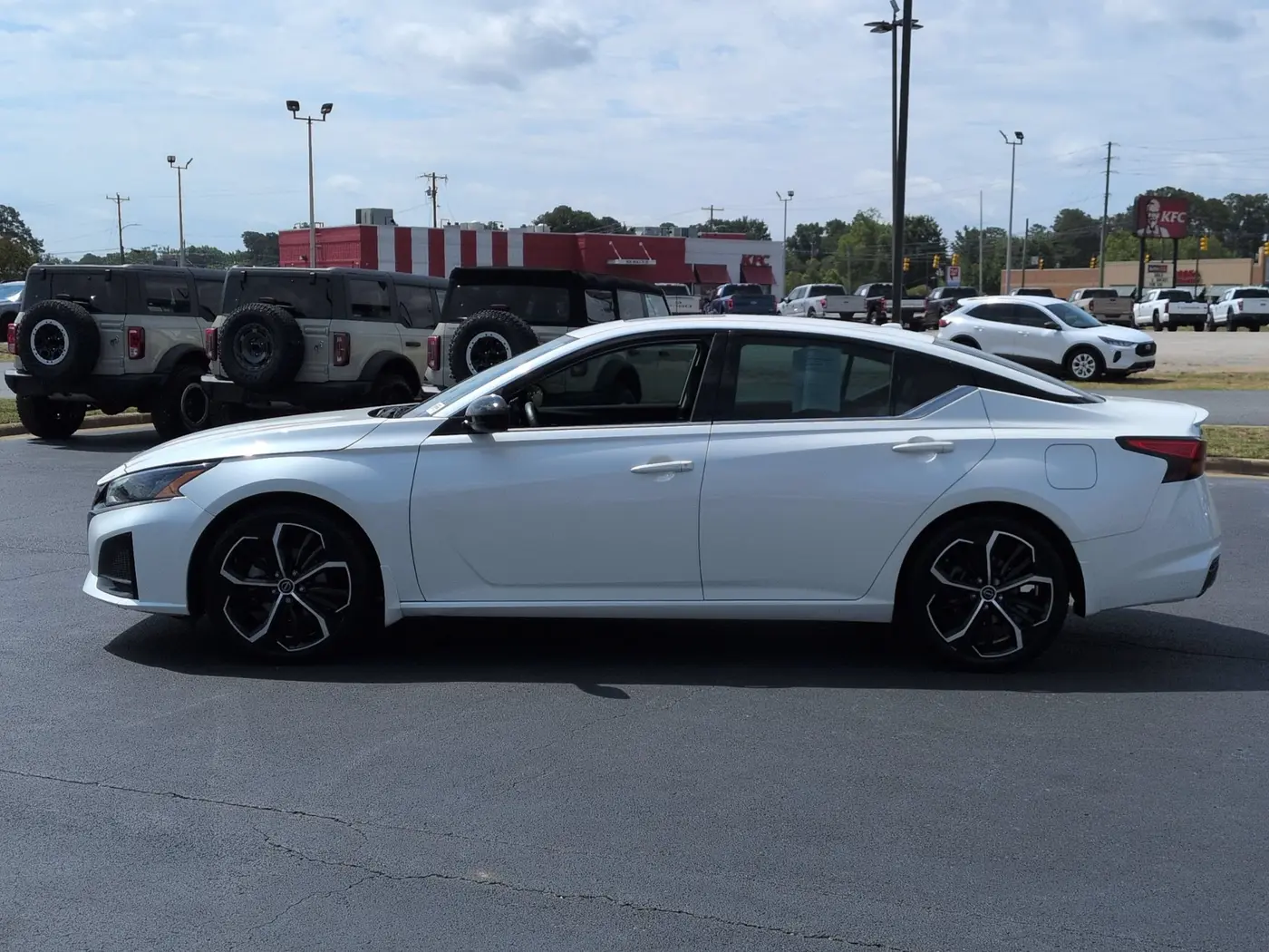 2024 Nissan Altima - $20,500