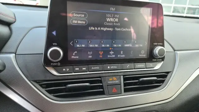 2024 Nissan Altima 2.5 SR