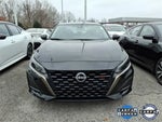 2024 Altima Thumbnail 3