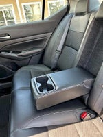 2024 Altima Thumbnail 16