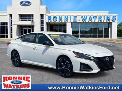 Photo of a 2025 Nissan Altima 2.5 SR 4DR Sedan for sale