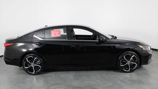 2025 Nissan Altima 2.5 SR