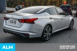 2019 Altima Thumbnail 6
