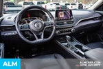 2019 Altima Thumbnail 27