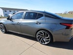 2020 Altima Thumbnail 14