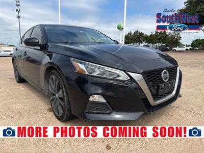 Photo of a 2020 Nissan Altima 2.5 SR 4DR Sedan for sale