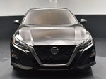 2022 Altima Thumbnail 3