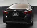 2022 Altima Thumbnail 7