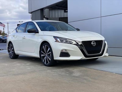 Photo of a 2022 Nissan Altima 2.5 SR 4DR Sedan for sale