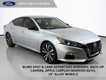 2022 Altima Thumbnail 2