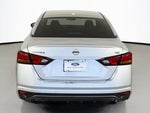 2022 Altima Thumbnail 11