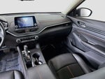 2022 Altima Thumbnail 25