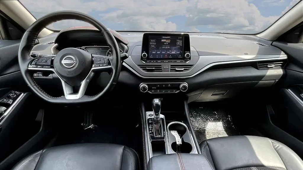 2025 Nissan Altima 2.5 SR