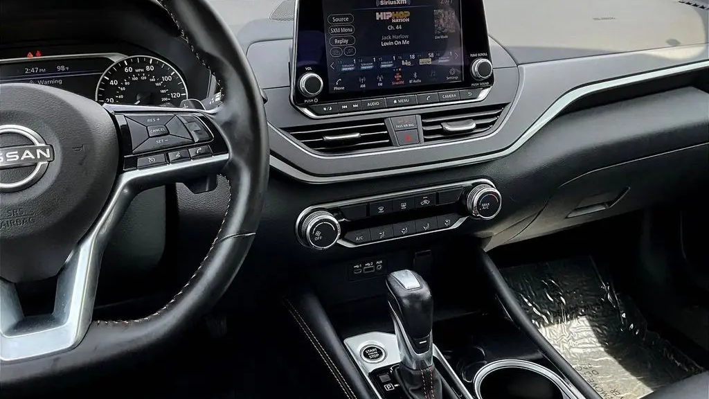 2025 Nissan Altima 2.5 SR