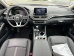 2025 Altima Thumbnail 15