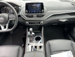 2025 Altima Thumbnail 17