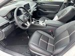 2025 Altima Thumbnail 18