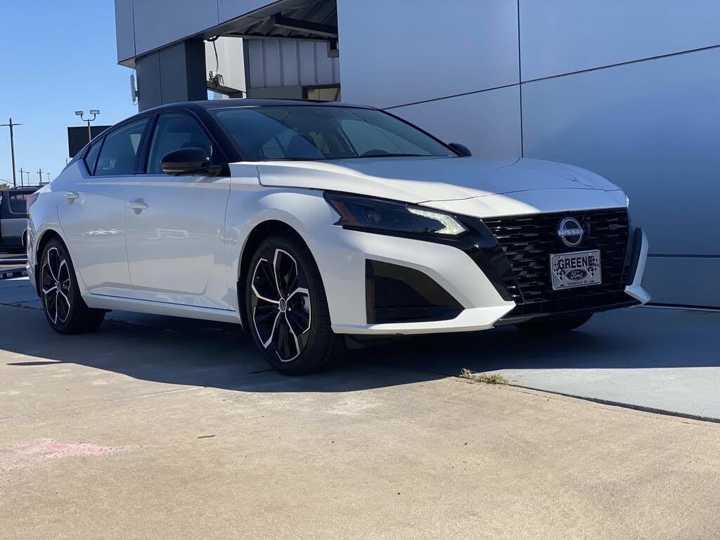 2026 Nissan Altima - $26,999