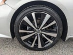 2019 Altima Thumbnail 9