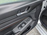 2019 Altima Thumbnail 20
