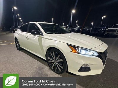 Photo of a 2019 Nissan Altima 2.5 SR 4DR Sedan for sale